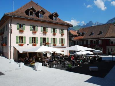 Hotel De Ville Chateau-d'Oex Exterior photo